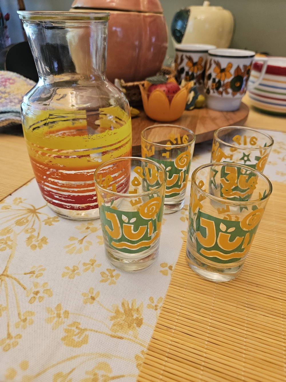 Vintage Anchor Hocking Glass Carafe and 4  Juice Tumblers Set